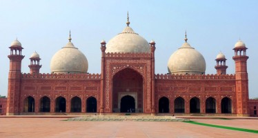 Badshahi Mosque -The Historical Place