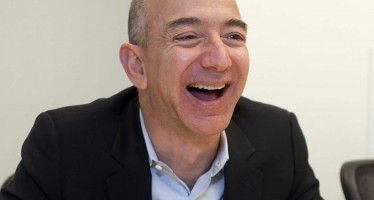 Jeff Bezos (CEO Amazon.com)